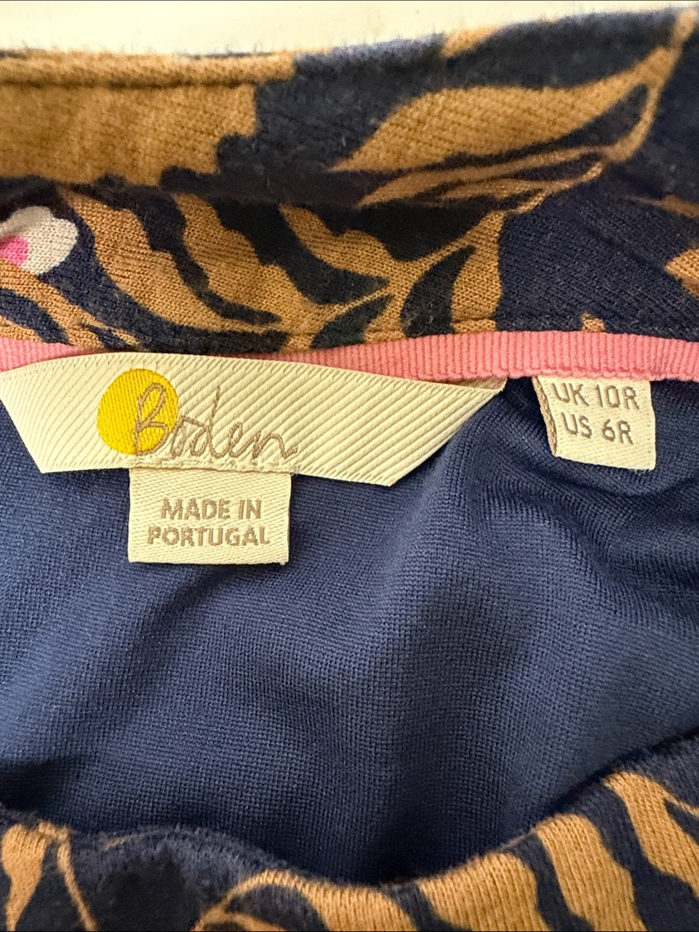 Boden Navy Floral Puff Sleeve Dress Size 6 - Picture 12 of 14